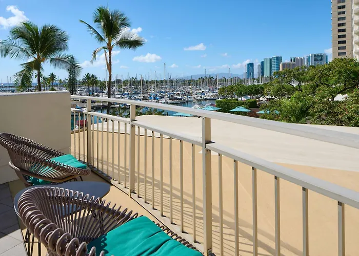 Ilikai Hotel & Luxury Suites