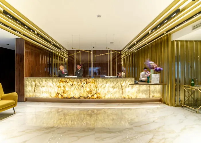 Vip Executive Suites Do Marques Hotel
