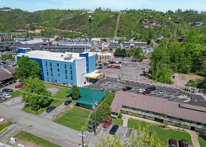 Comfort Suites Gatlinburg Downtown-Convention Center