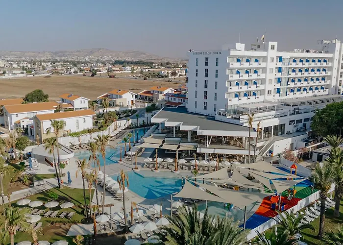 Lordos Beach Hotel & Spa