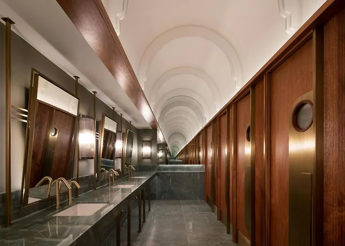 Honeyrose Hotel, Montreal, A Tribute Portfolio Hotel