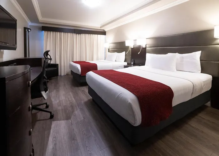 Hotel & Suites Le Dauphin Drummondville