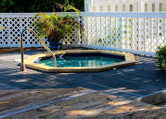 Topsider Resort