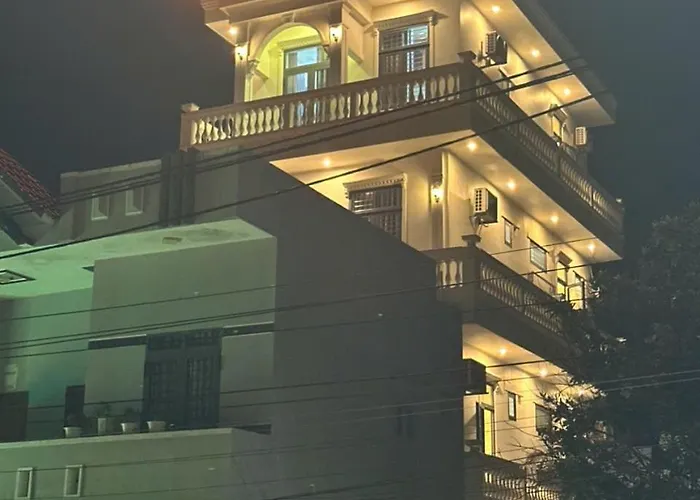 Nha Nghi Phat Loi