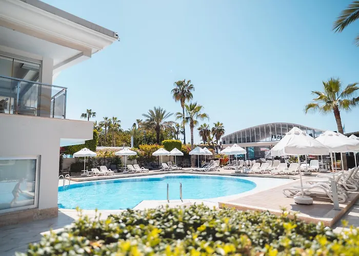 Xperia Saray Beach Hotel