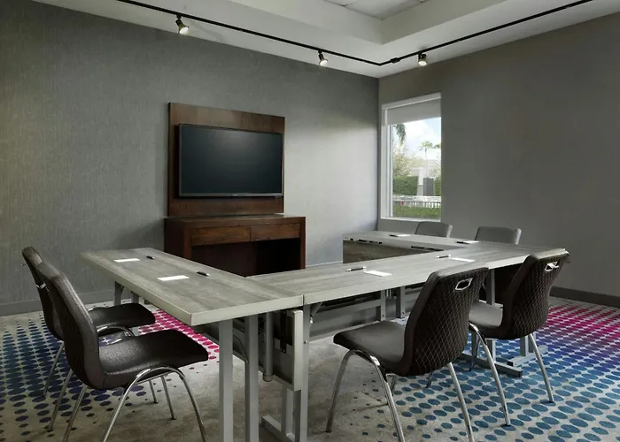 Aloft By Marriott Miami Doral