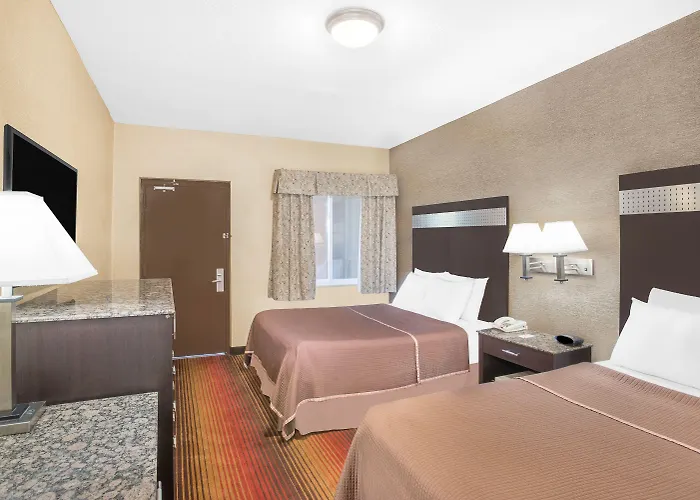 Spark By Hilton Clifton