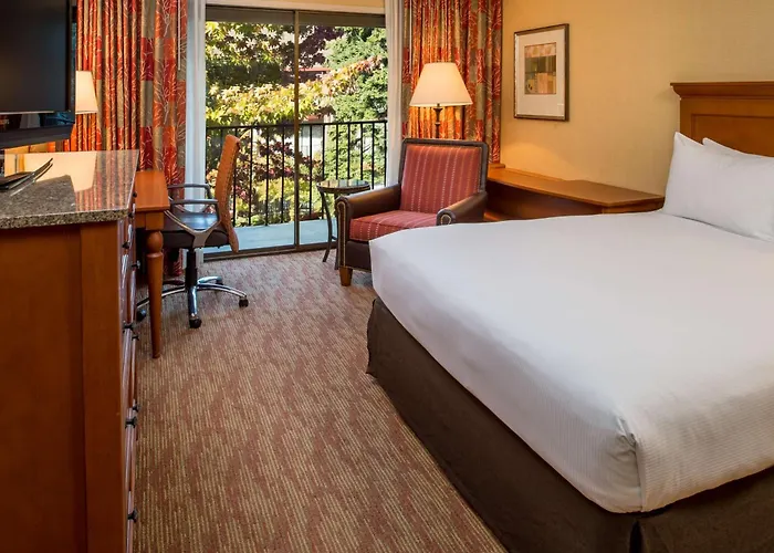 Doubletree By Hilton Seattle Airport