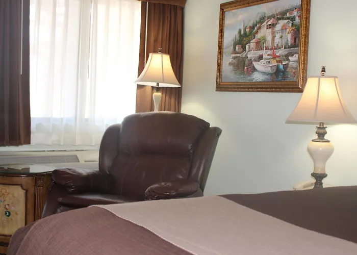 O'Cairns Inn And Suites
