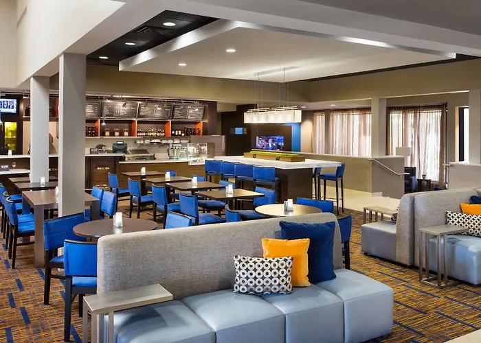 Courtyard By Marriott Phoenix North