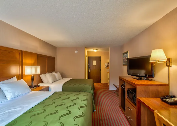Quality Inn Saint Ignace I-75