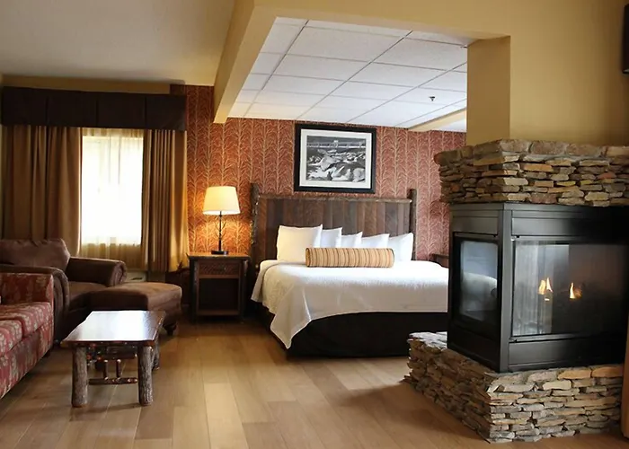 Old Creek Lodge