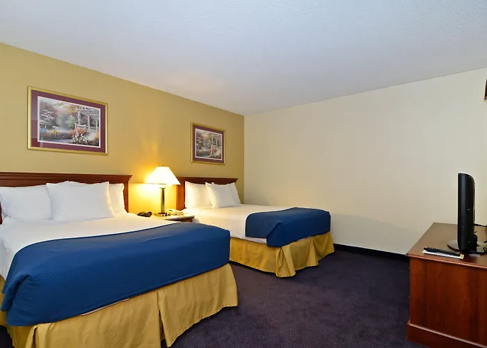 Best Western Plus Yadkin Valley Inn & Suites