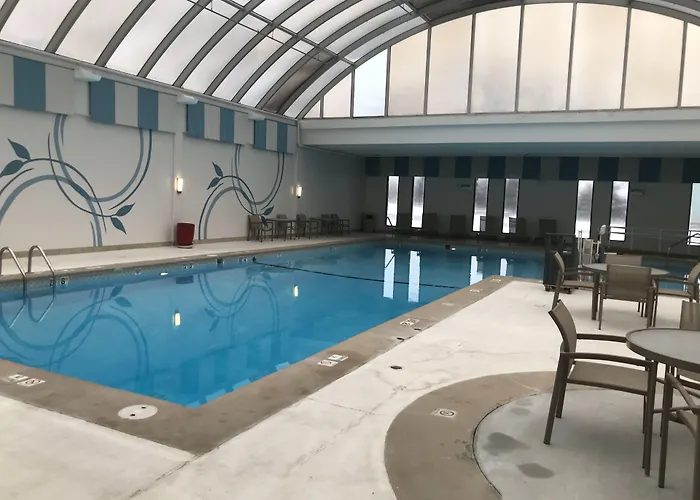 Wyndham Omaha Hotel - West Dodge