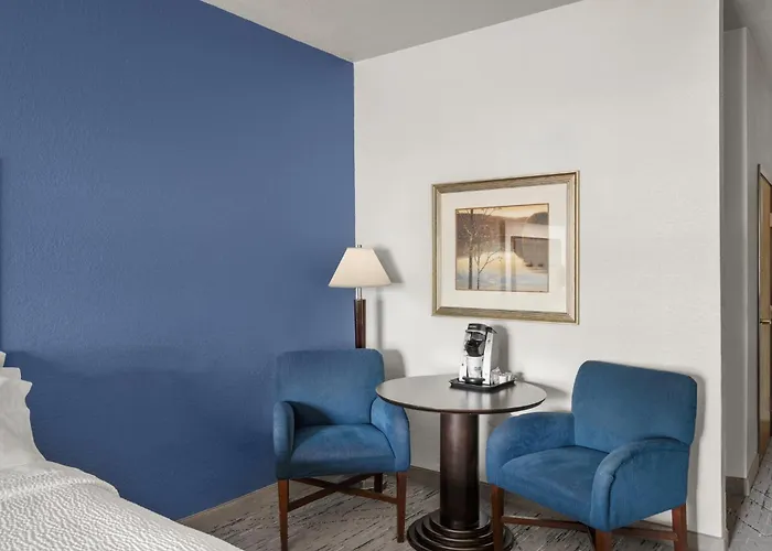 Holiday Inn Express & Suites New Buffalo, Mi By Ihg