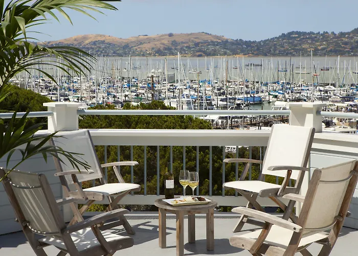Casa Madrona Hotel And Spa