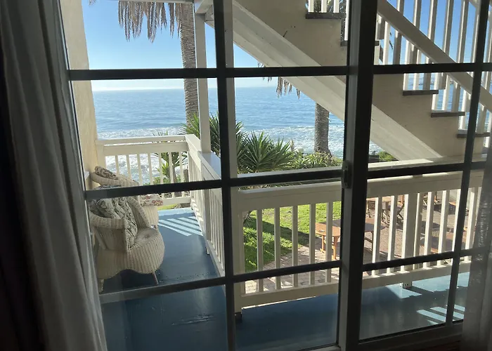 Cliff House Inn