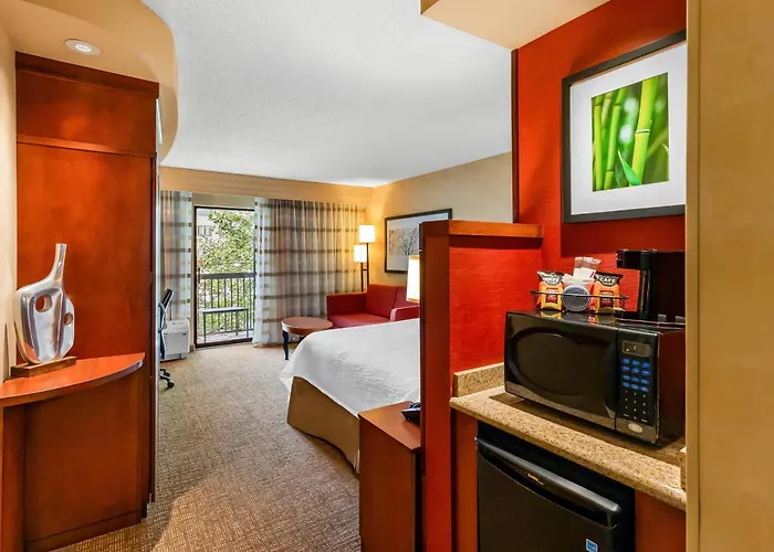 Sonesta Essential Junction City