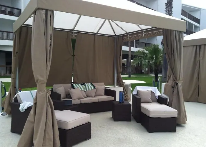 Port Royal Ocean Resort & Conference Center