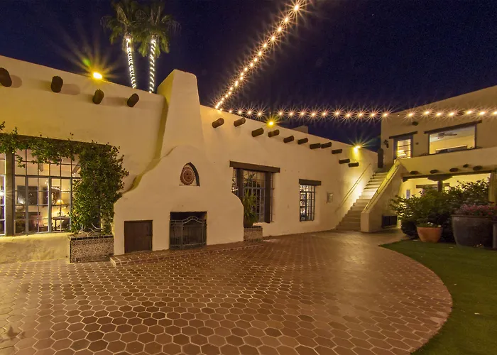 Hacienda Del Sol Guest Ranch Resort