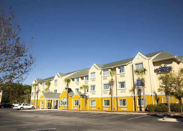 Microtel Inn & Suites By Wyndham Panama City