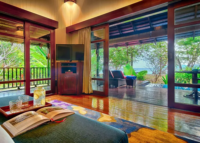 Bunga Raya Island Resort & Spa