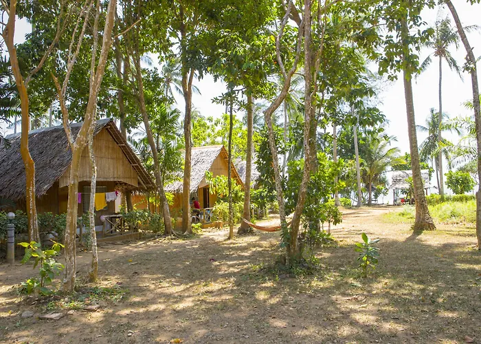 Lanta Coral Beach Resort