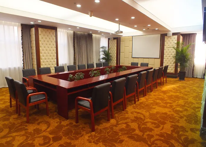 Sun Moon Lake Hotel Dalian大连火车站店