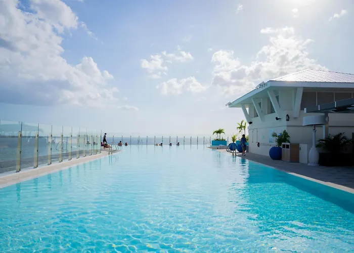 Sunseeker Resort Florida Gulf Coast, Curio Collection Hilton