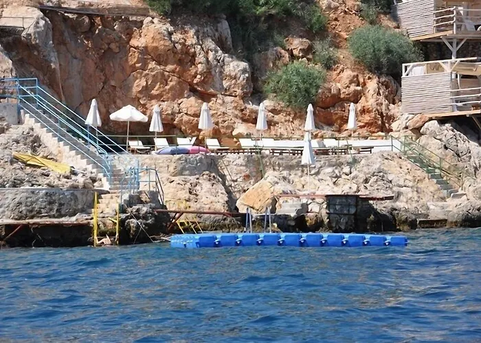 Caretta Hotel
