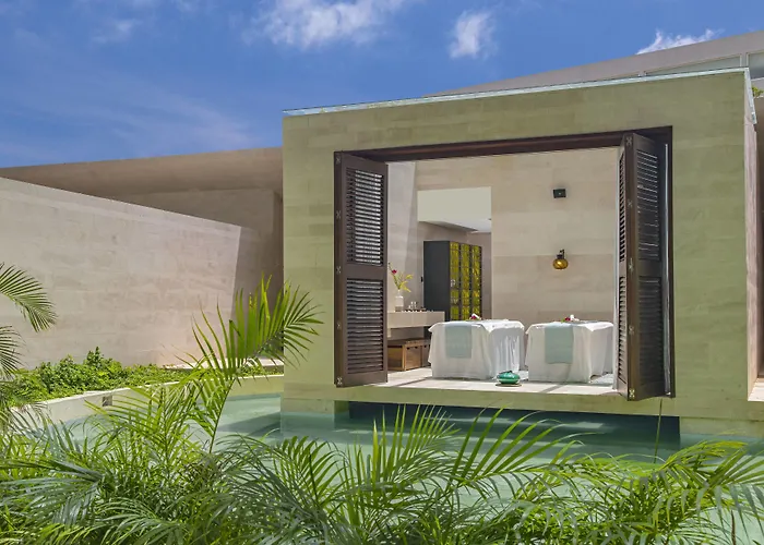 W Punta De Mita