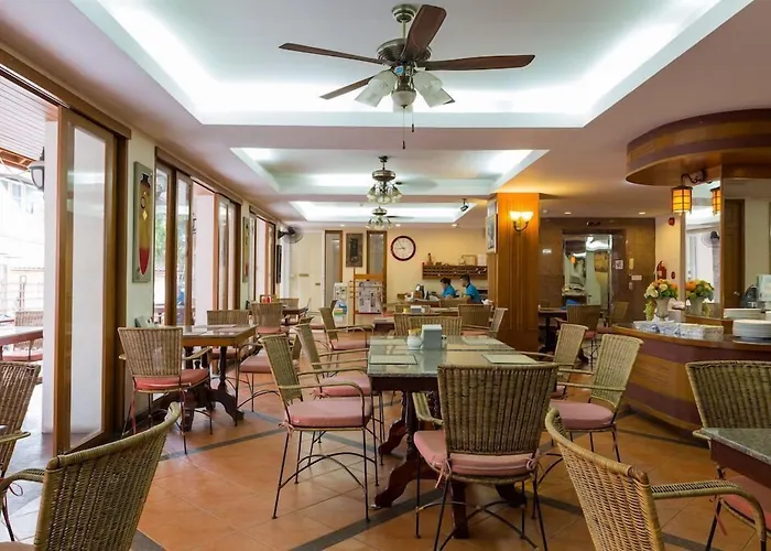 Thipurai Beach Hotel