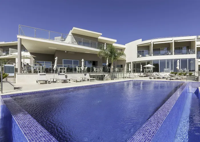 Caneiros Luxury House & Suites
