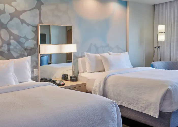 Courtyard By Marriott Petoskey At Victories Square