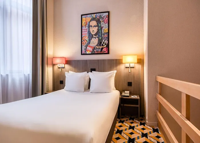 Alma Grand Place Hotel