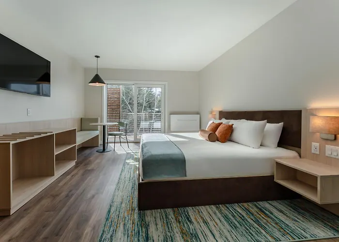 Sun & Ski Inn And Suites
