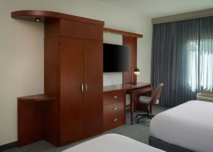 Courtyard By Marriott Miami Homestead