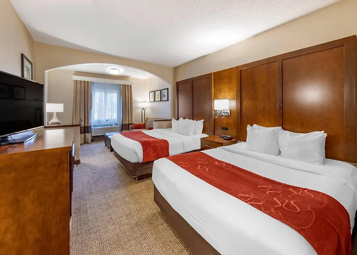 Comfort Suites Near Six Flags Magic Mountain