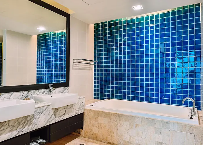 Sabah Beach Villas & Suites