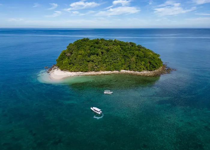 Bigfin Beach Resort