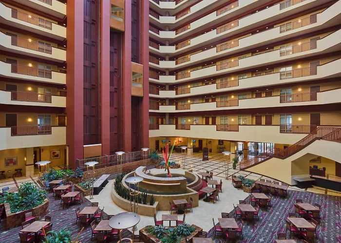Embassy Suites By Hilton Charlotte Concord Golf Resort & Spa