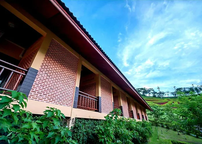 ดอยหมอกดอกไม้รีสอร์ท Doimok Dokmai Resort