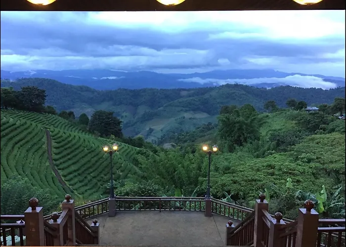 ดอยหมอกดอกไม้รีสอร์ท Doimok Dokmai Resort