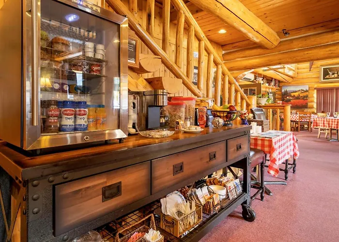 Dodge Peak Lodge