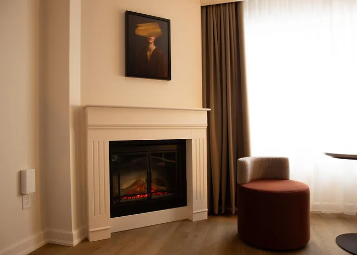 Metcalfe Hotel Montreal By Gray Collection
