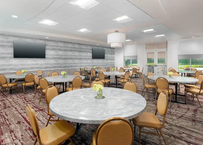 Hilton Garden Inn Wayne