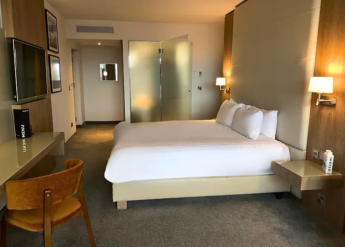 Absolute Hotel Limerick
