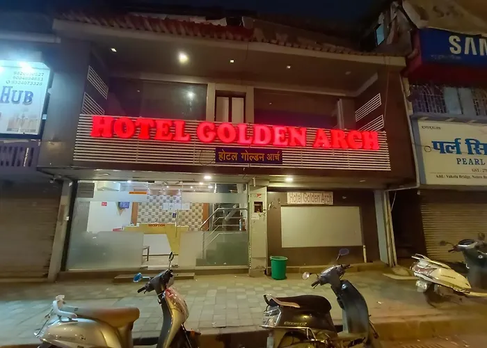 Hotel Time Gold Near Domestics Airport