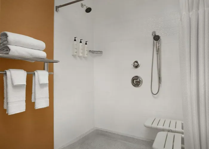 Fairfield Inn & Suites By Marriott New Castle