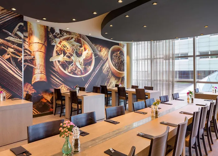 Moevenpick Hotel Amsterdam City Centre